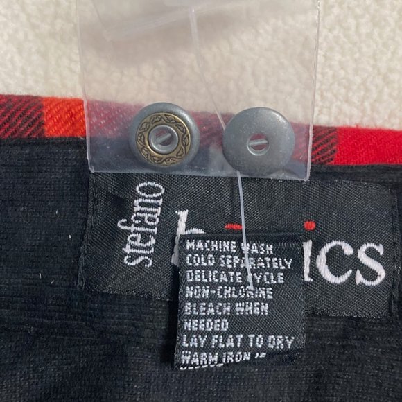 NWOT * Womans Red Plaid Flannel - Picture 6 of 12